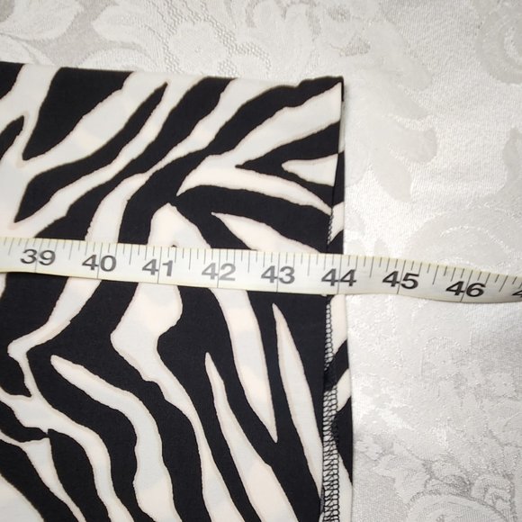 White House Black Market Sleeveless Zebra Print Dress NWOT - Picture 14 of 14